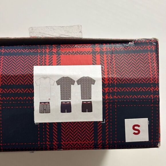 LEVIS 6 PIECE MIX & MATCH SET BOXER AND CREW NECK TSHIRTS SMALL NEW - Picture 10 of 10